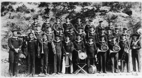 Friedrich Martin, Orchester Lager Bando Japan 1917 - 1920